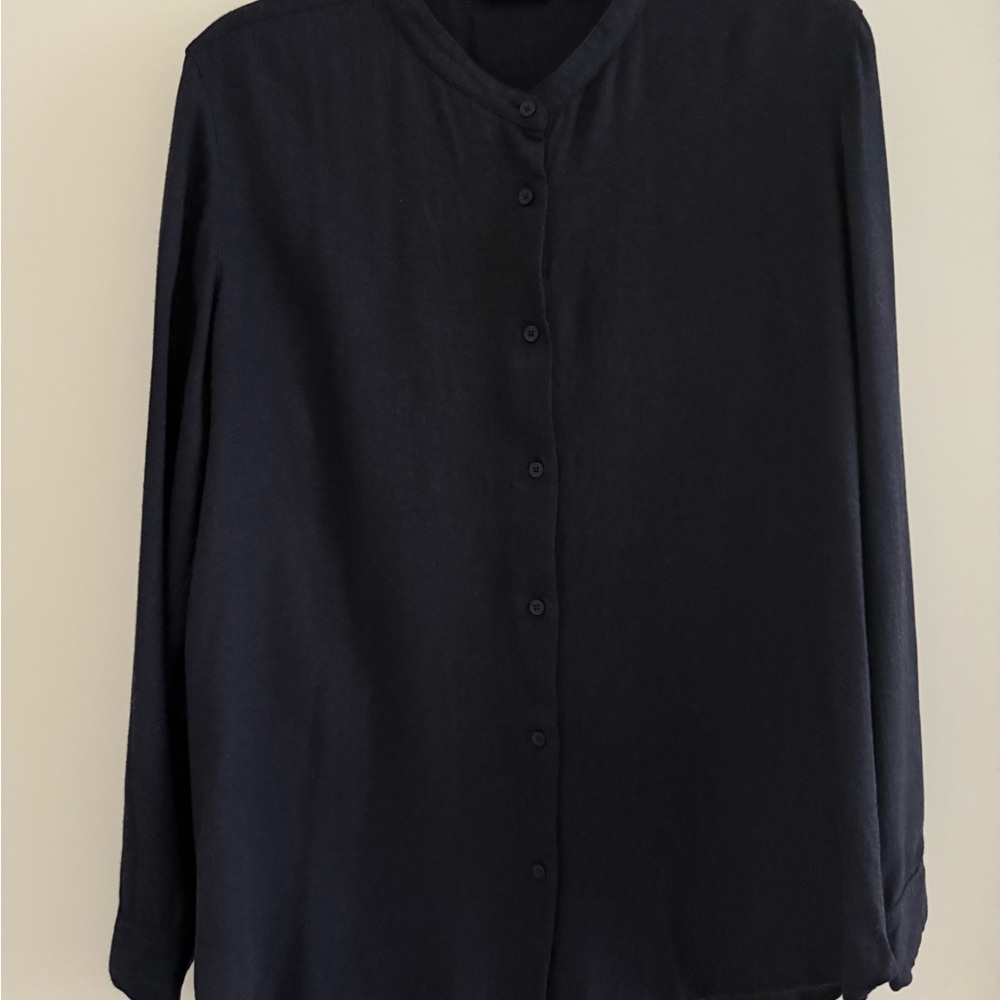 Uniqlo Dark Navy Rayon Button Up